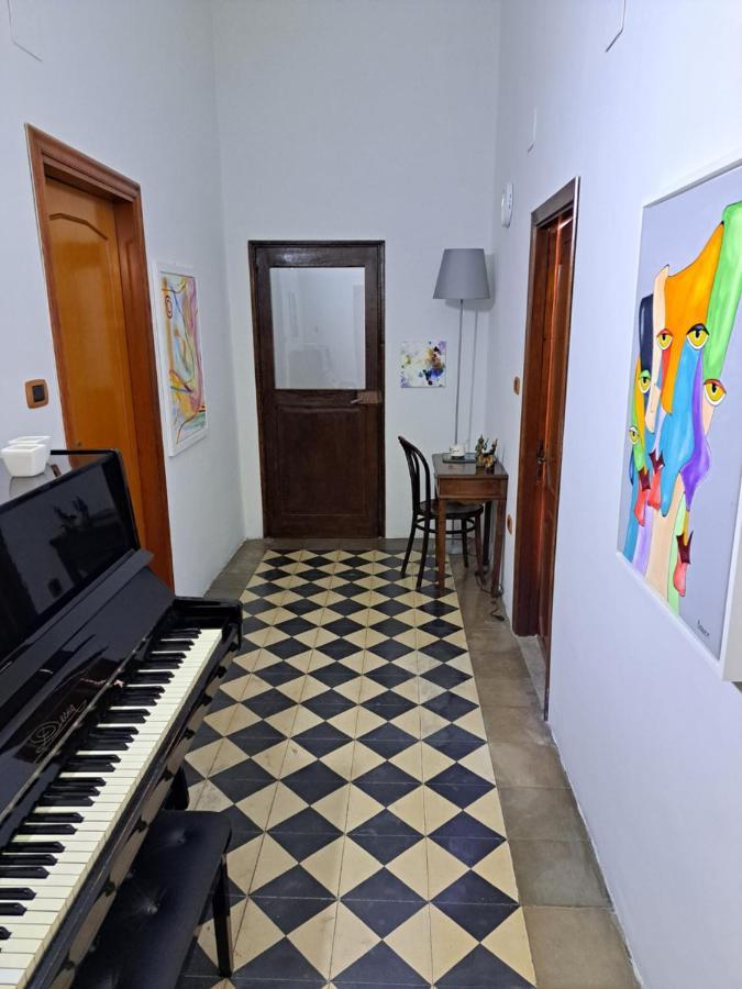 شقة Il Vecchio Piano كاستروفيلاري المظهر الخارجي الصورة